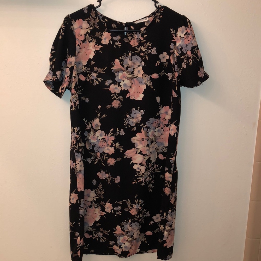 Floral dress 🌸